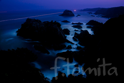 紀伊大島、夜の海.jpg