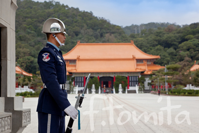 B6台北、中烈祠の衛兵.jpg